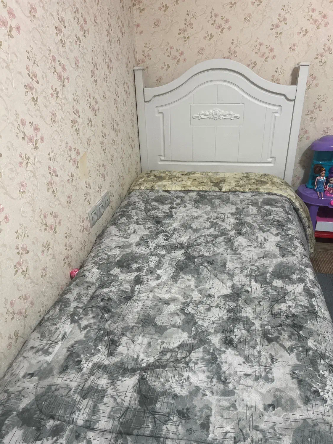 تخت تک  کودک ونوجوان|تخت و سرویس خواب|شیراز, دست خضر|دیوار