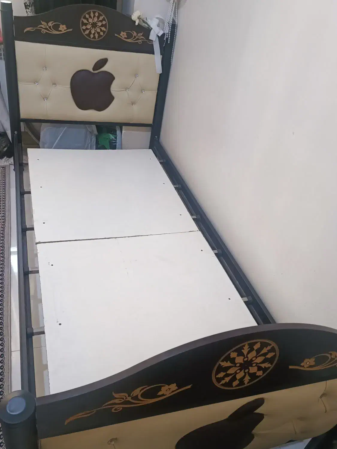 تخت فرفورژه اپل|تخت و سرویس خواب|تهران, جوادیه تهرانپارس|دیوار