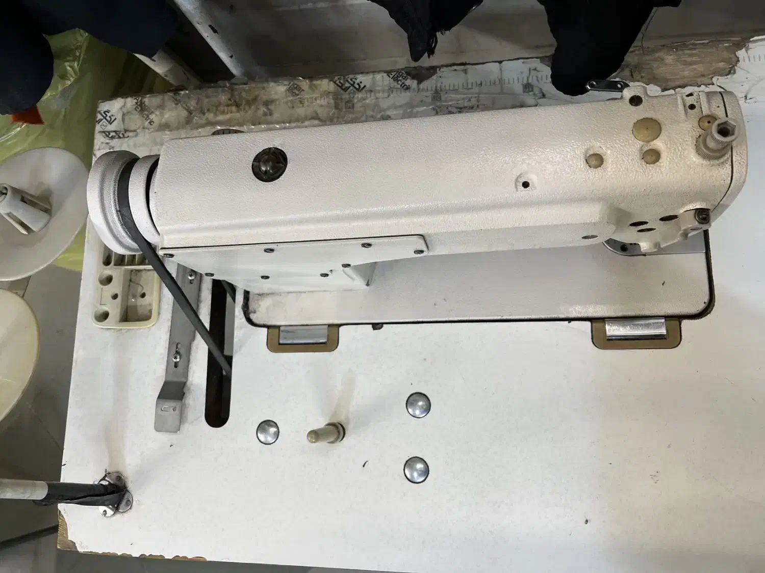 چرخ خیاطی راسته دوز|چرخ خیاطی و ریسندگی|قم, ژاندارمها|دیوار