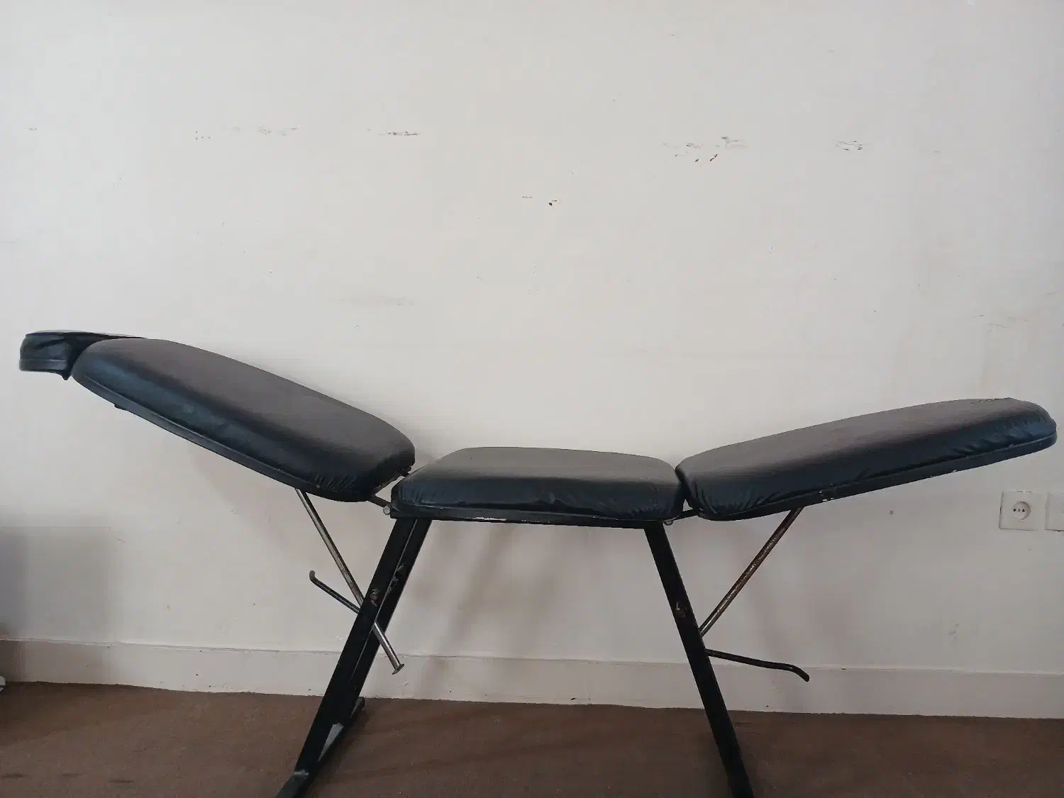 صندلی اصلاح زنانه|صندلی و نیمکت|بندرعباس, |دیوار