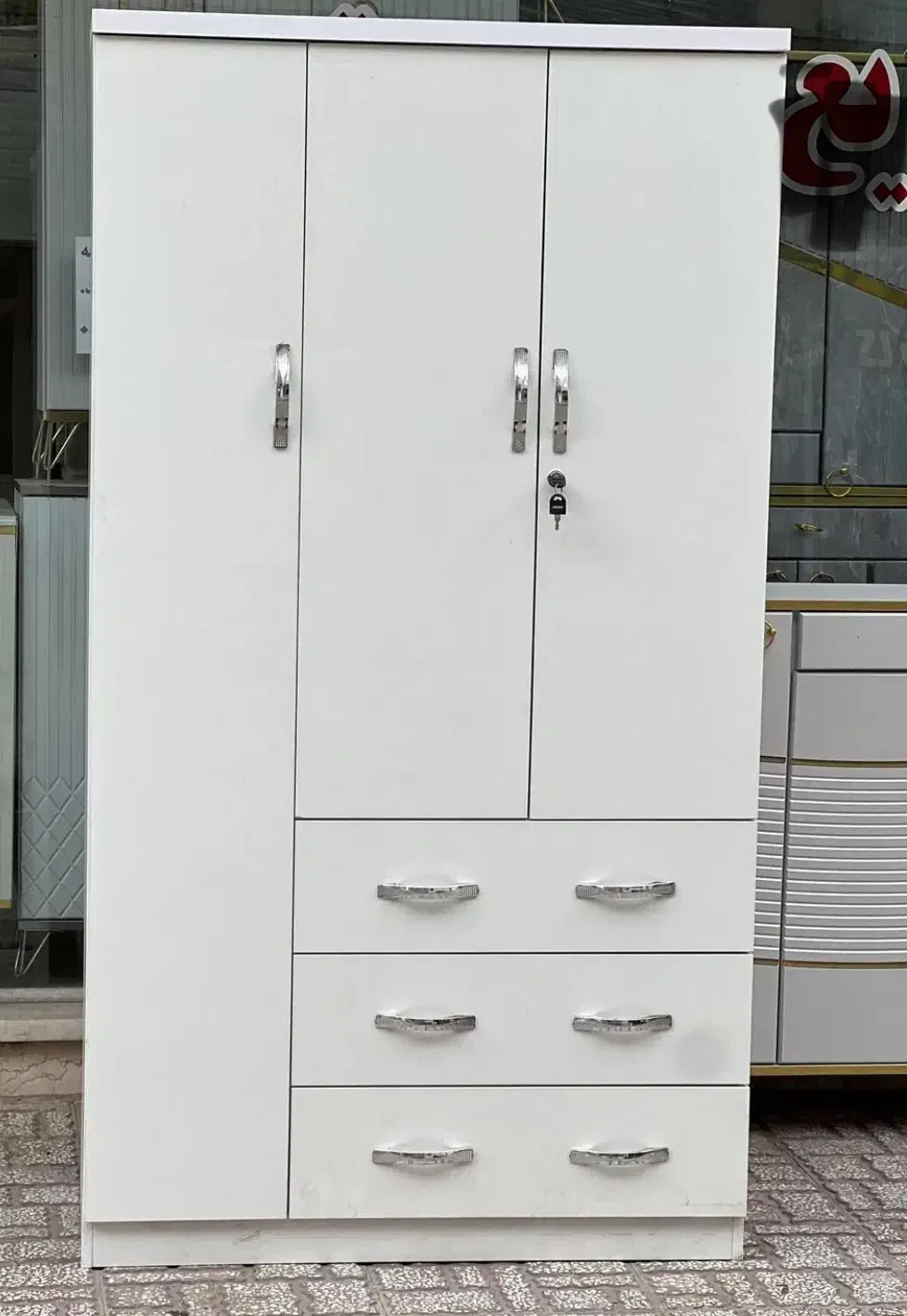 کمد سه درب lanop با باکس ریلی|جاکفشی، کمد، دراور|تهران, جنت‌آباد شمالی|دیوار