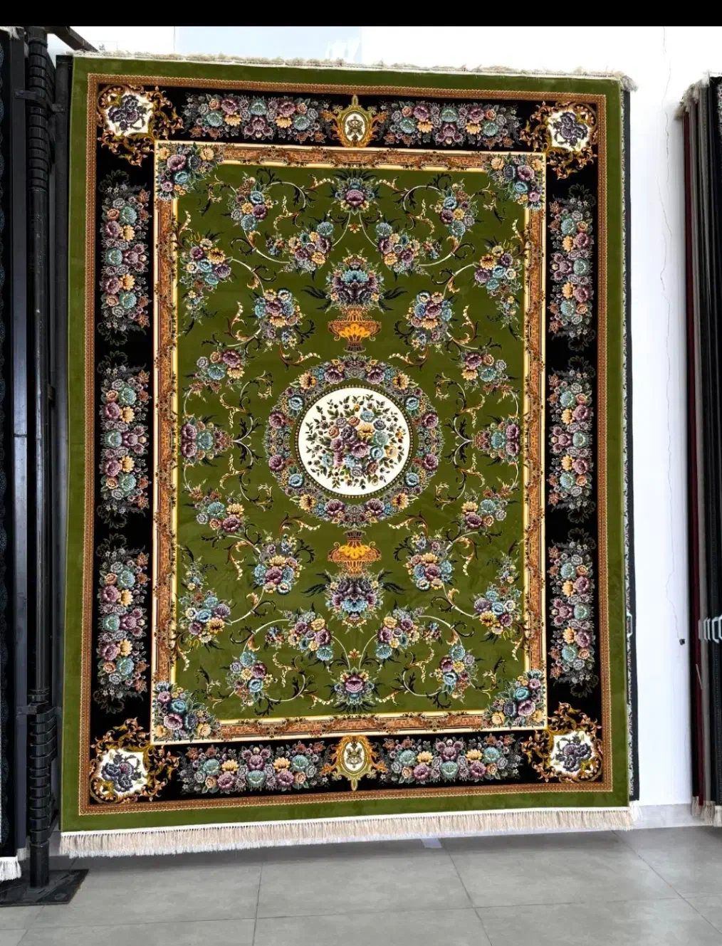 فرش ماشینی با قیمت عمده دربلوار عدالت شمالی/کد1010|فرش|شیراز, لاله|دیوار