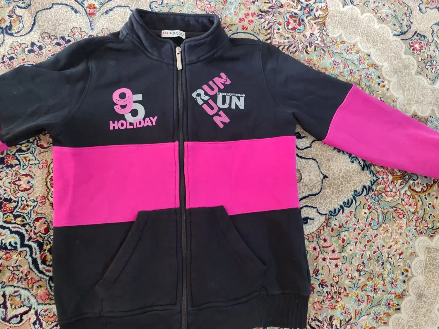 سویشرت اسپرت هالیدی در حد نو|لباس|تهران, شهرک استقلال|دیوار