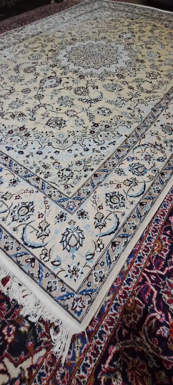 دوعدد ۶ متری و یه قالیچه گرد|فرش|دامغان, |دیوار