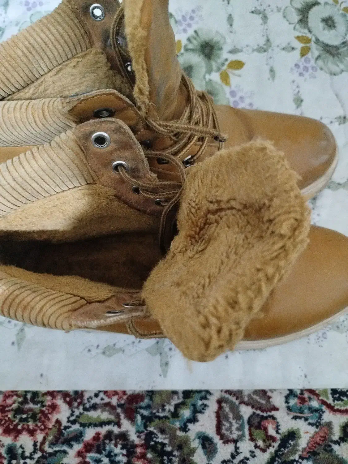 پوتین سایز ۴۱ داخلش پشمیه خارجی هست|کیف، کفش، کمربند|شیراز, مسلم|دیوار