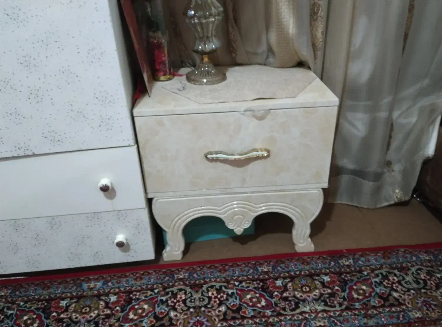 آیینه و دراور|تخت و سرویس خواب|زاهدان, |دیوار