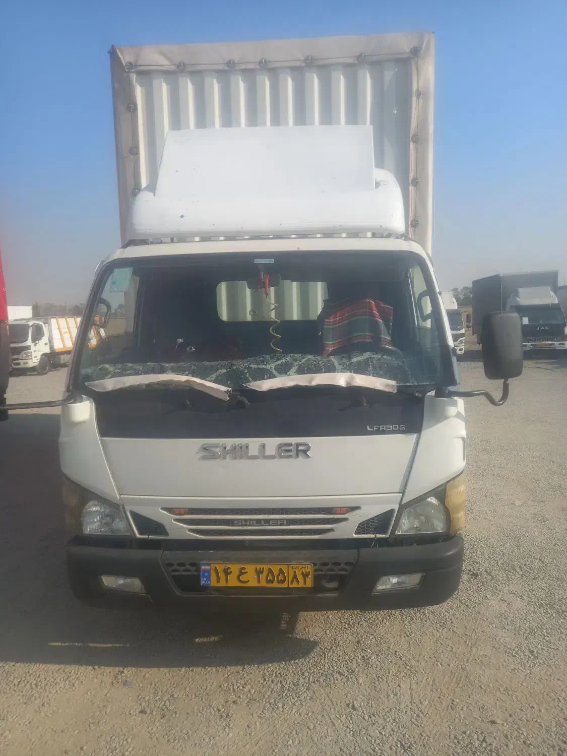 شیلر ۱۴۰۰ با اتاق مسقف|خودرو سنگین|آوج, |دیوار