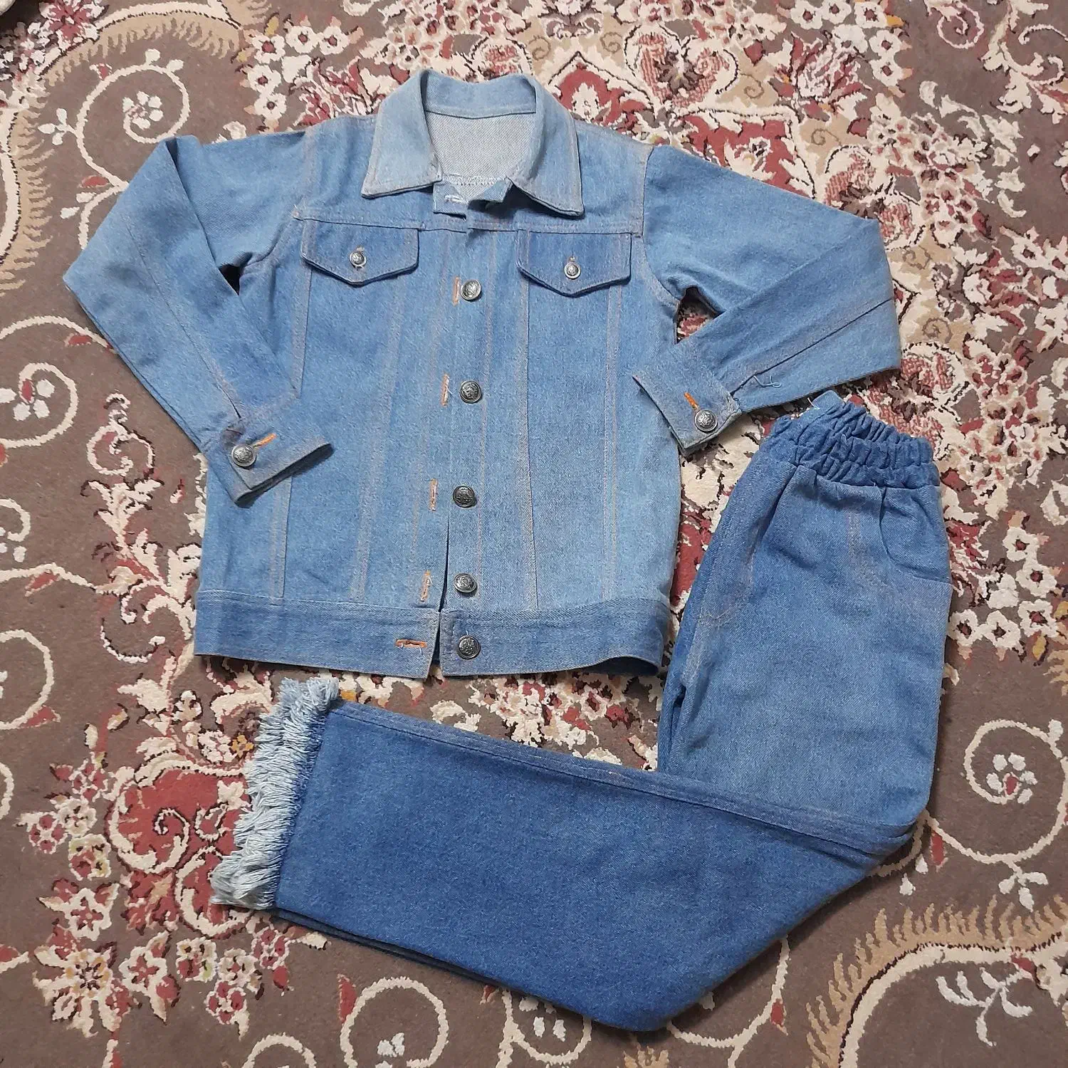 کت شلوار لی بچه گانه|کفش و لباس بچه|تهران, افسریه شمالی|دیوار