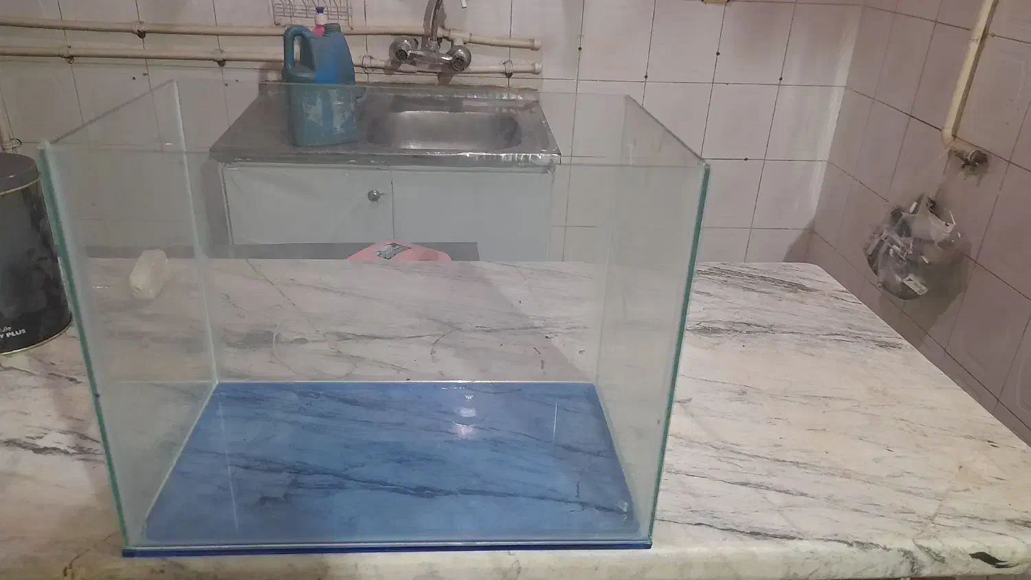 آکواریوم ۳۴سانت ۴میل|ماهی|رباط‌کریم, شترخوار|دیوار