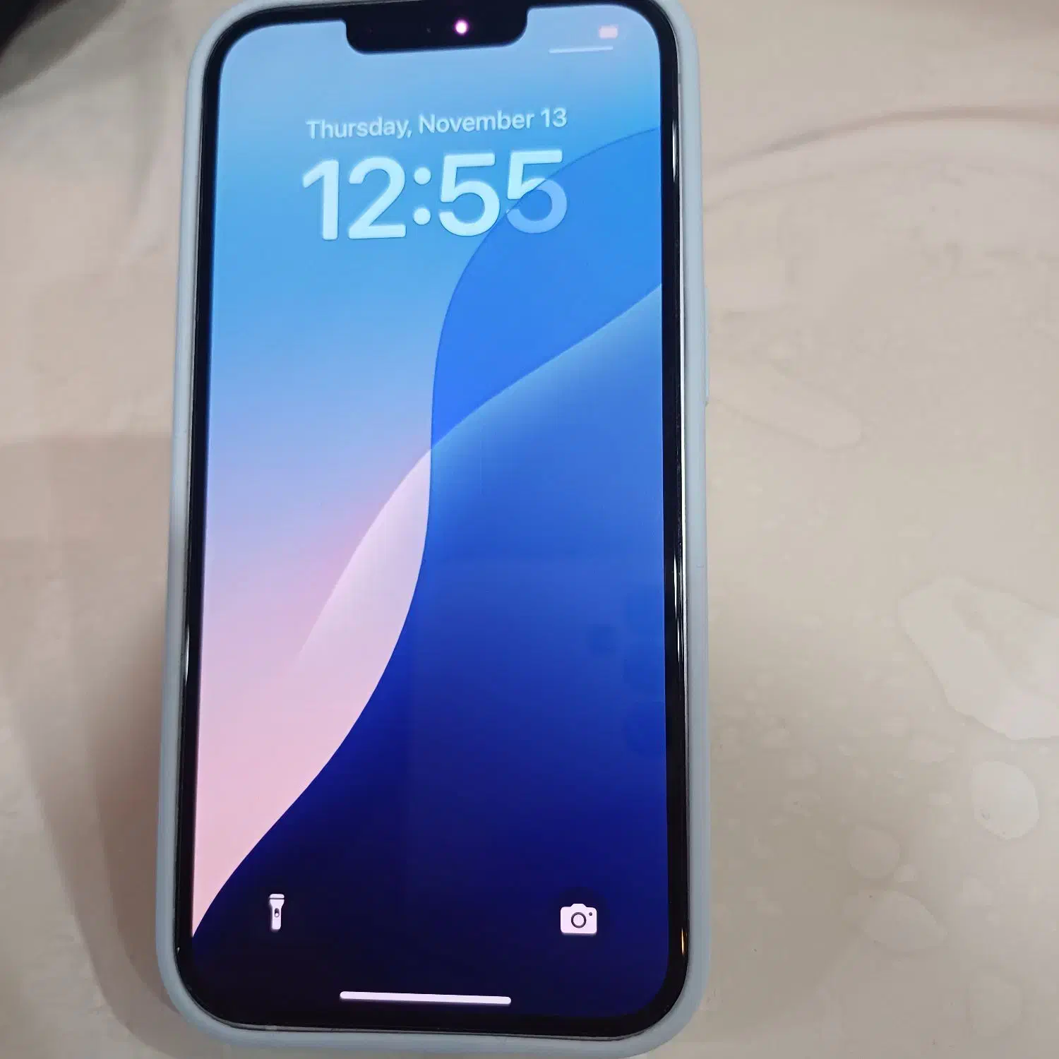 ایفون 13 نرمال رنگ سفید Zaa|موبایل|نور, |دیوار