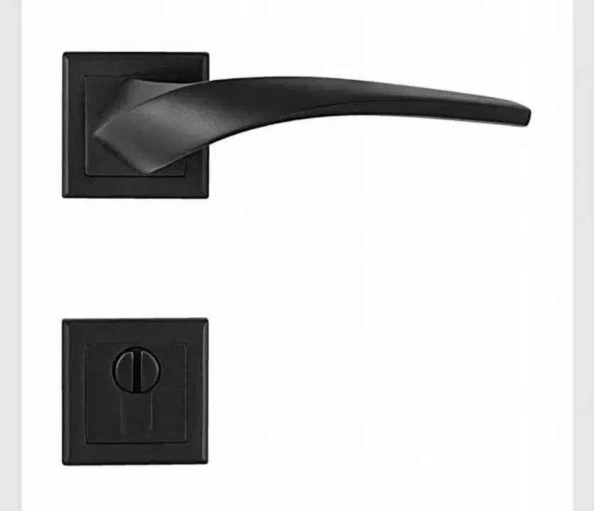 فروش دستگیره مشکی درجه 1 فارا AAAدرب چوبی|مصالح و تجهیزات ساختمان|قم, خداکرم|دیوار