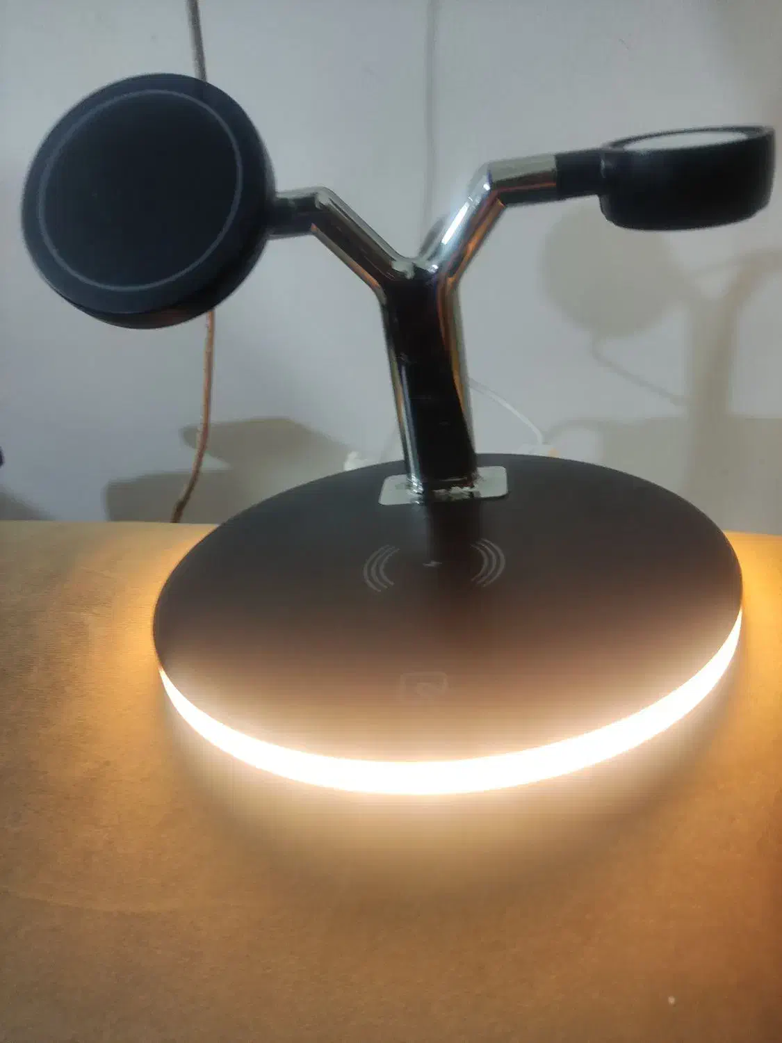 داک شآرژر بی سیم مدل J97|لوازم جانبی موبایل و تبلت|اصفهان, بهارستان|دیوار