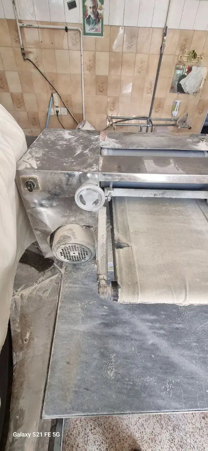 دستگاه پهن کن|ماشین‌آلات صنعتی|نائین, |دیوار