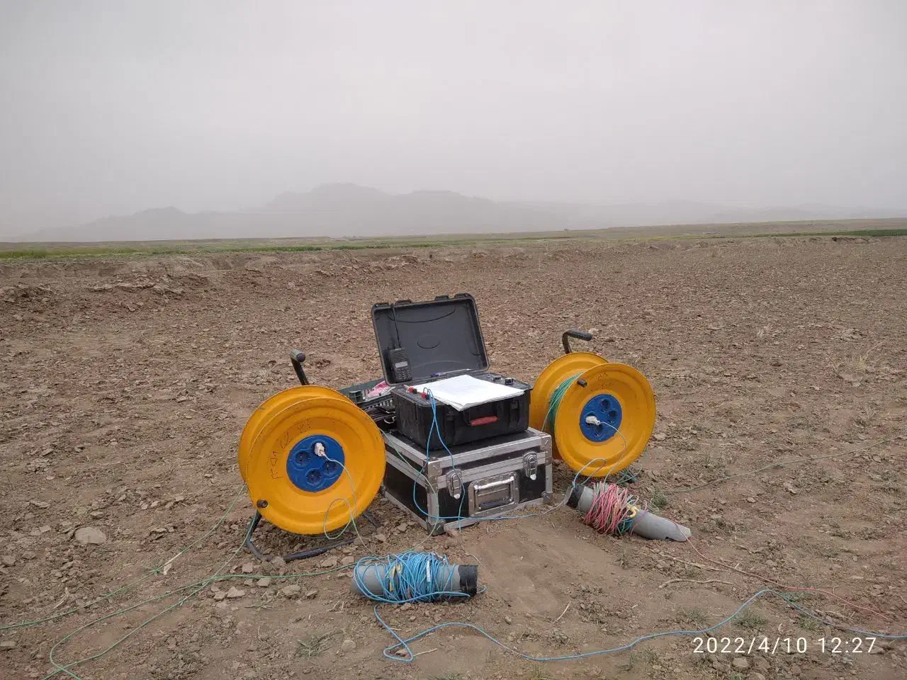 مکانیابی چاه عمیق و دستی با دستگاه|خدمات باغبانی و درختکاری|نیشابور, شهرک ولیعصر|دیوار