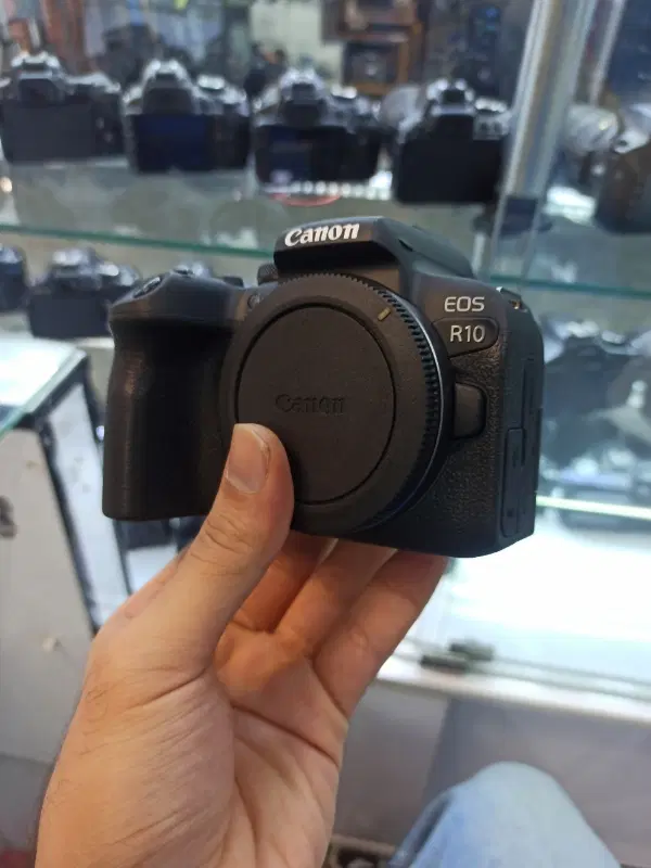 canon R10 Body|دوربین عکاسی و فیلم‌برداری|تهران, شیخ هادی|دیوار