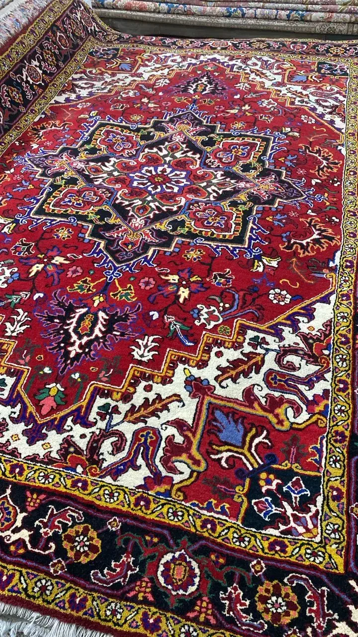 تک ۶متری فرش دستباف هریس (فرش پورمحمد)|فرش|تبریز, |دیوار