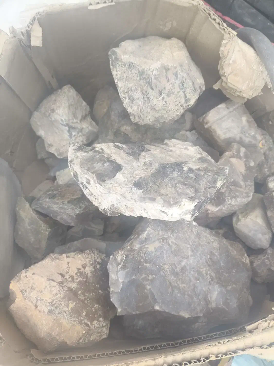 کارآگاه زیورآلات|جواهرات|جم, |دیوار