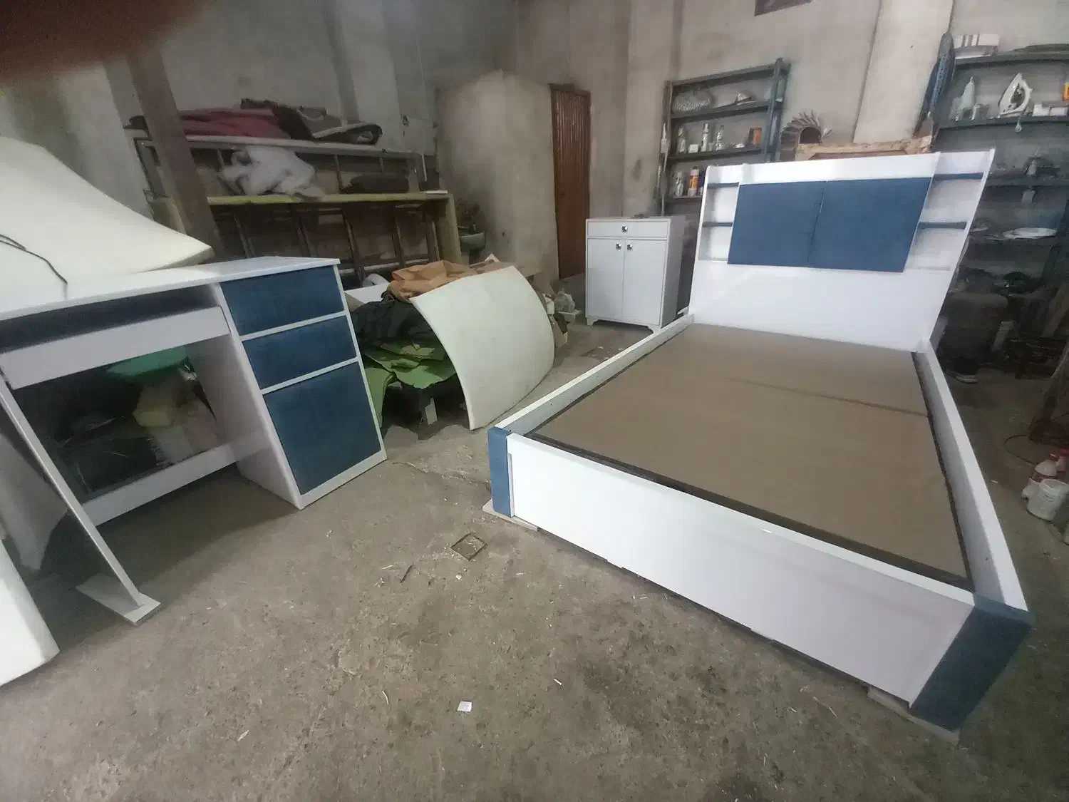 سرویسخواب تک بزرگ|تخت و سرویس خواب|پرهسر, |دیوار