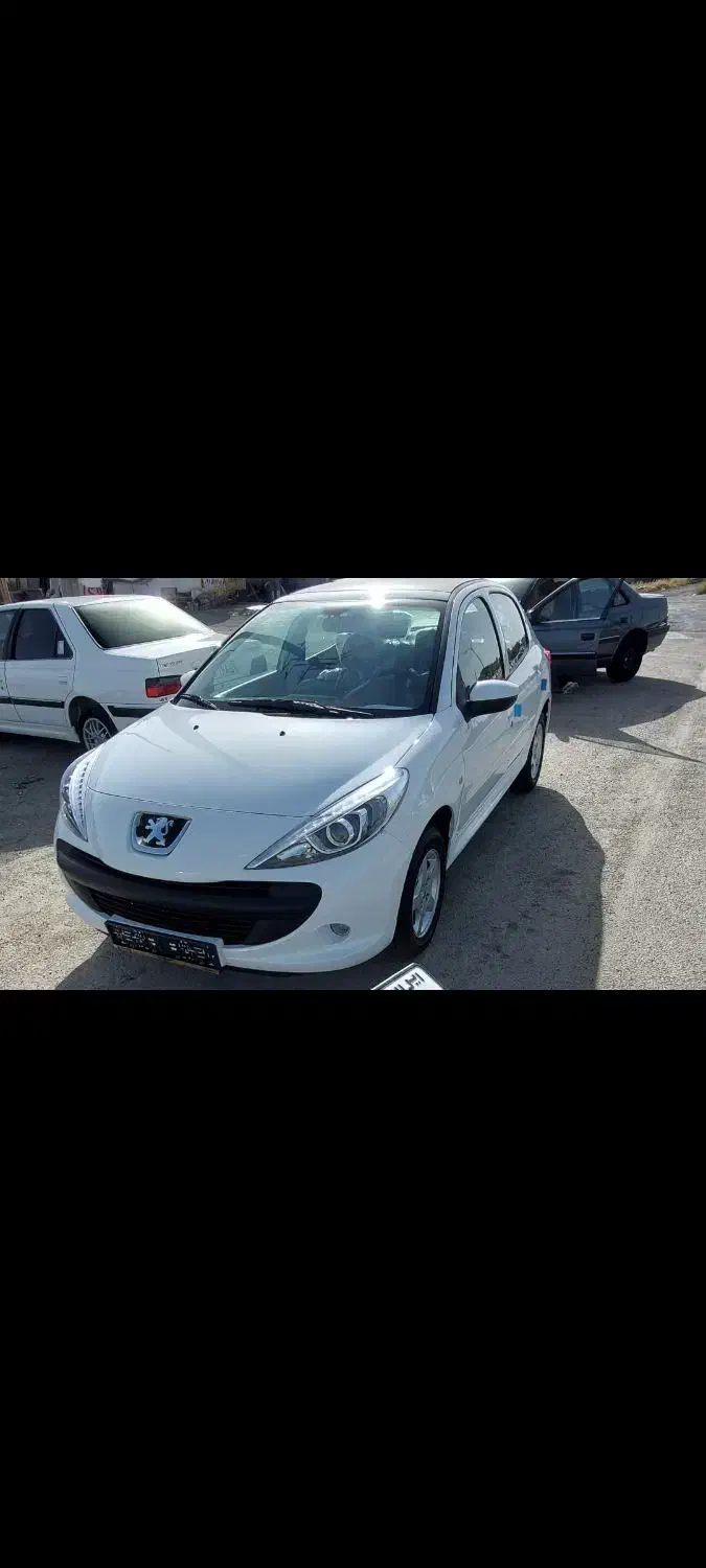 207 سقف شیشه خشک صفر کیلومتر|خودرو سواری و وانت|سنندج, |دیوار