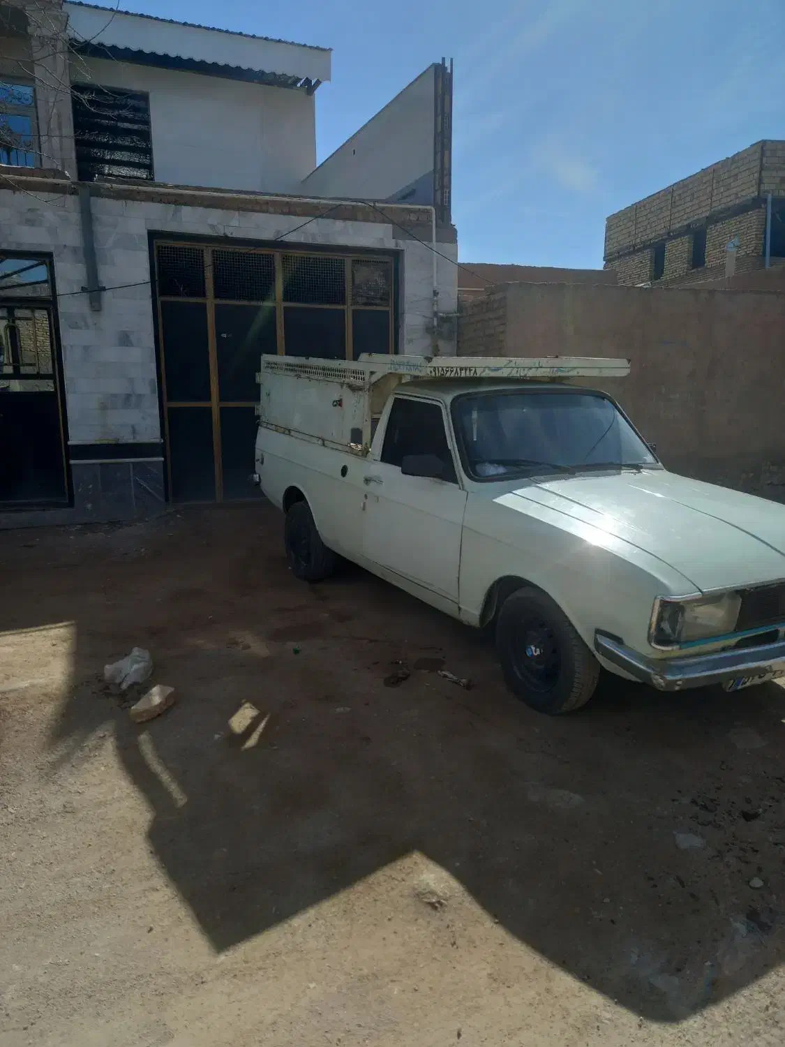 وانت پیکان|خودرو سواری و وانت|قائن, |دیوار