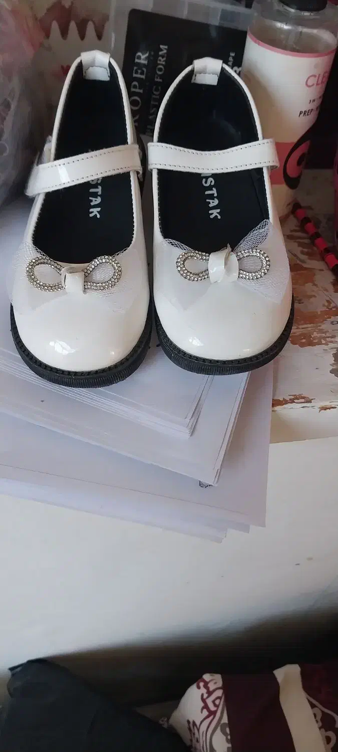 کفش دخترانه|کفش و لباس بچه|مرودشت, مسجد رسول‎|دیوار