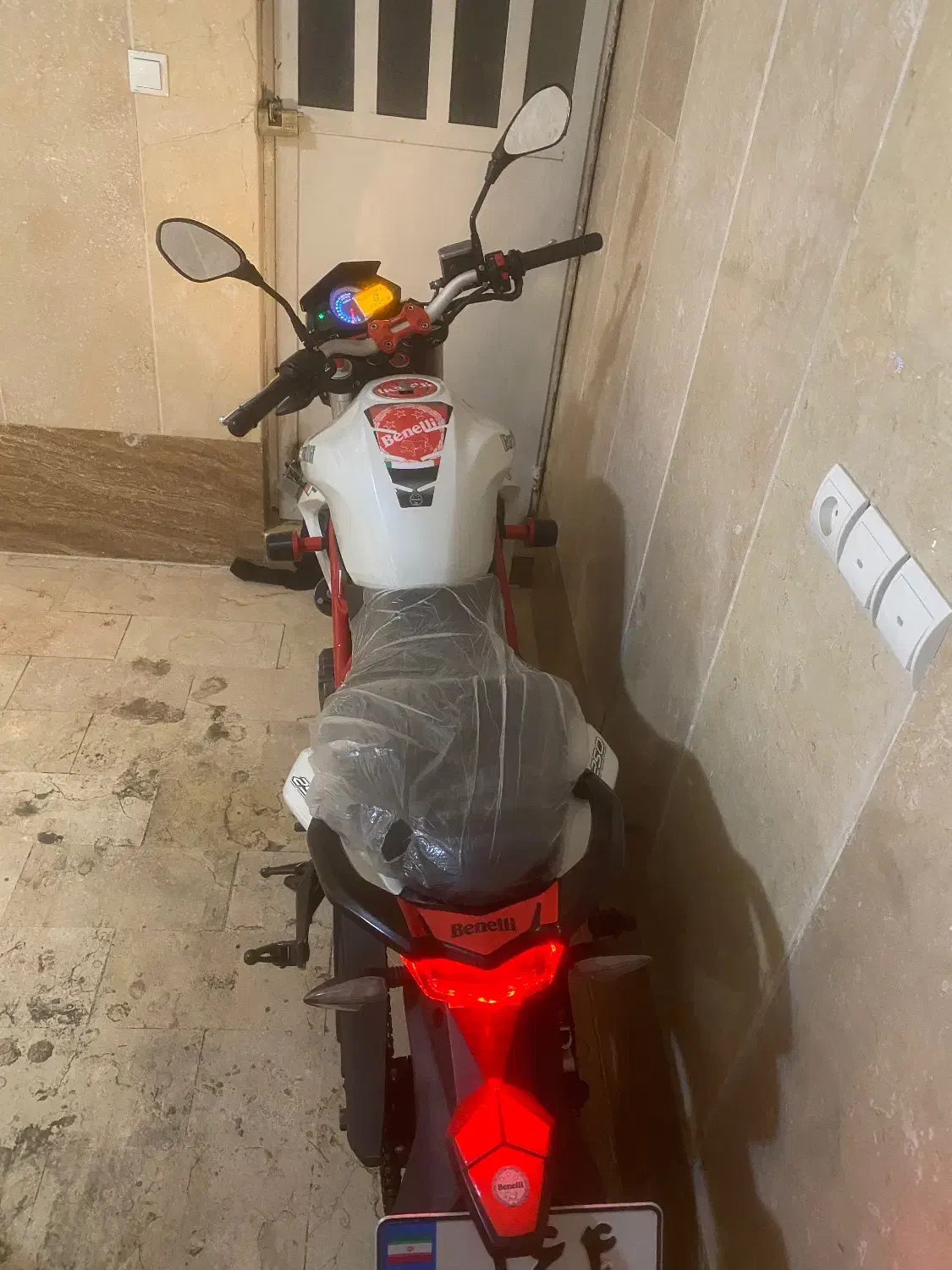 بنلی ۳۰۰مدل ۹۷ اصلی|موتورسیکلت|کرج, کوی امامیه|دیوار