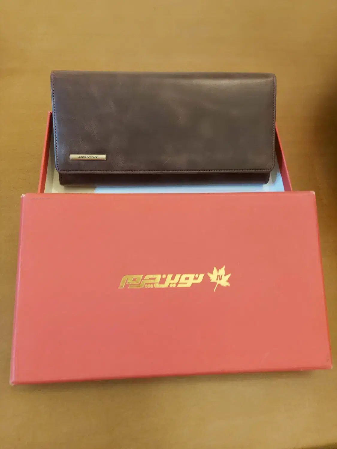 کیف پول زنانه|کیف، کفش، کمربند|اندیشه, اندیشه فاز ۱|دیوار