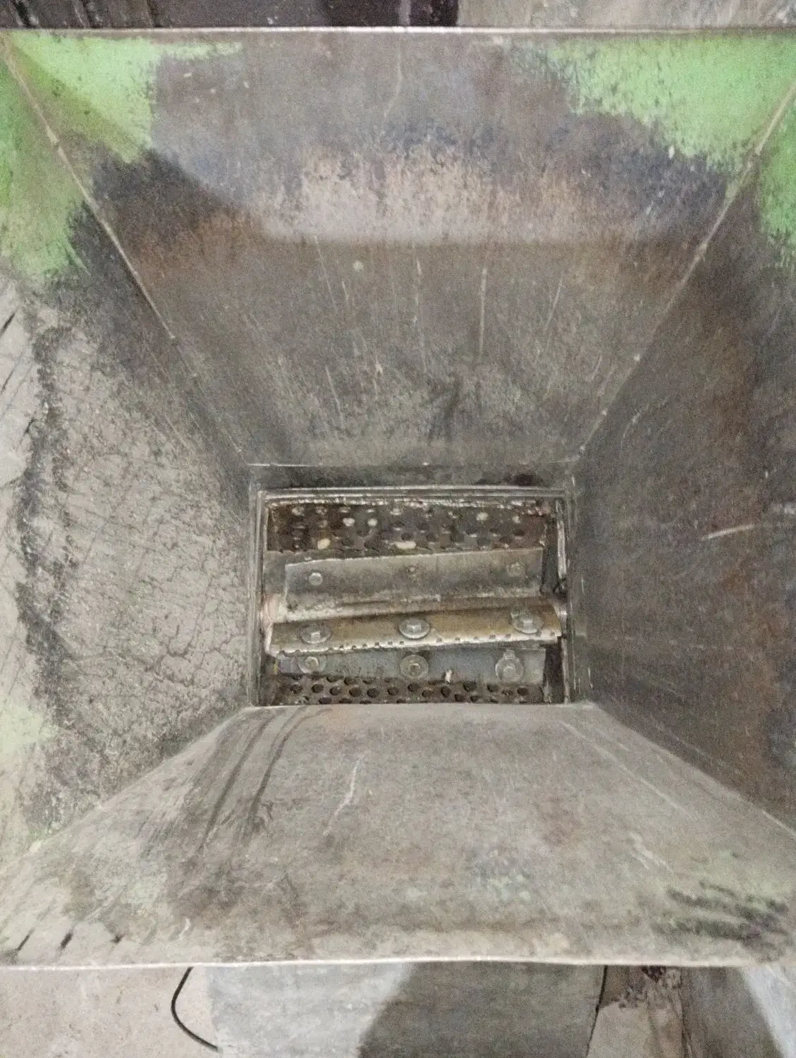 آسیاب نان خشک|ماشینآلات صنعتی|قوچان, |دیوار