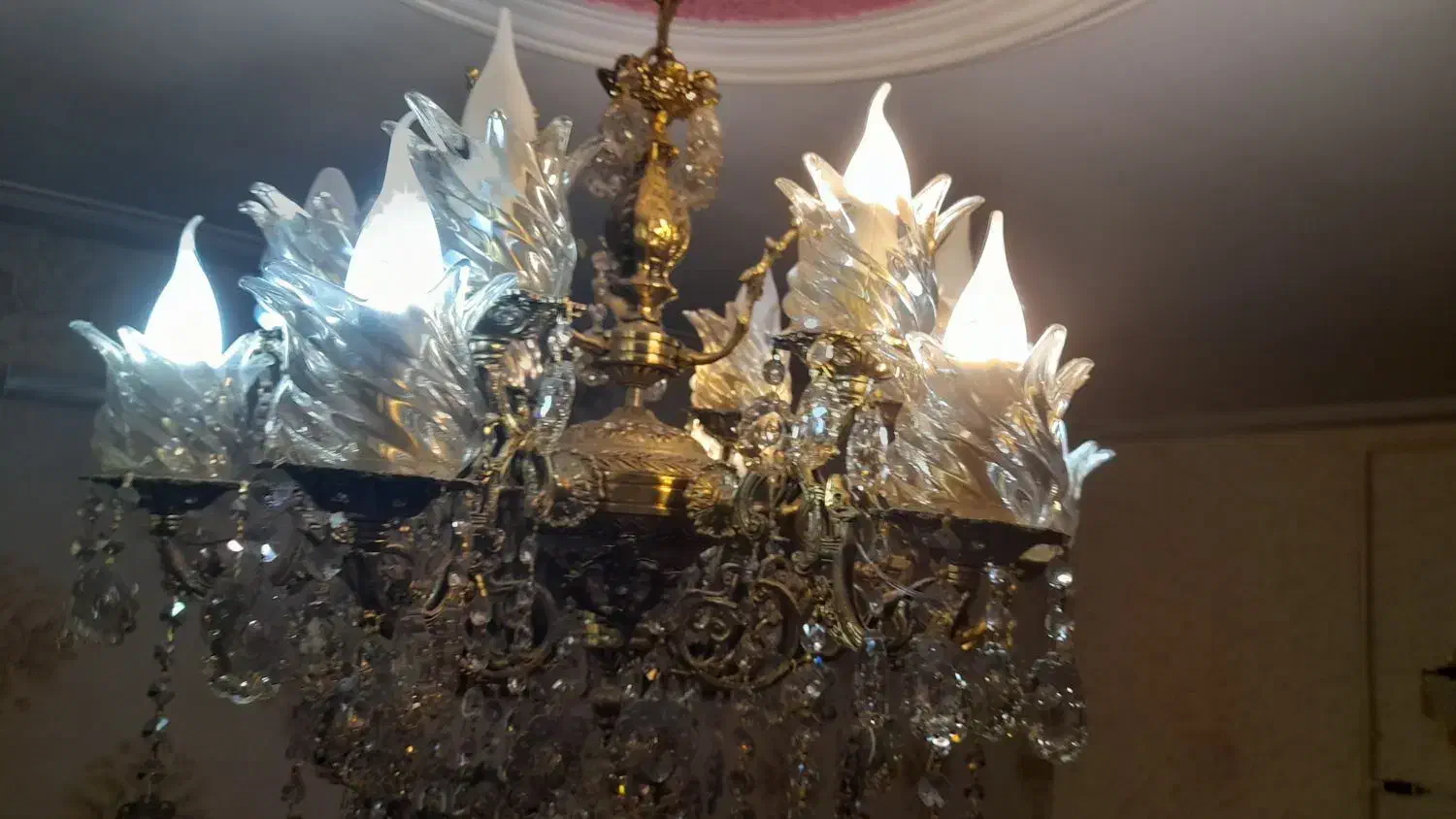 لوستر|لوستر و چراغ آویز|محمدیه-قزوین, |دیوار