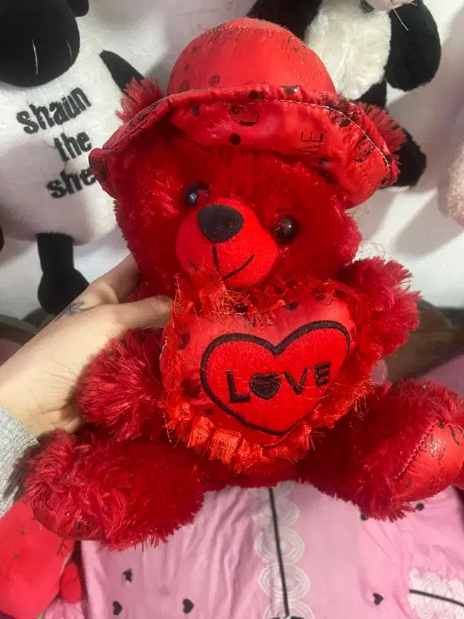 عروسک|اسباببازی بچه|رشت, استقامت ۱|دیوار