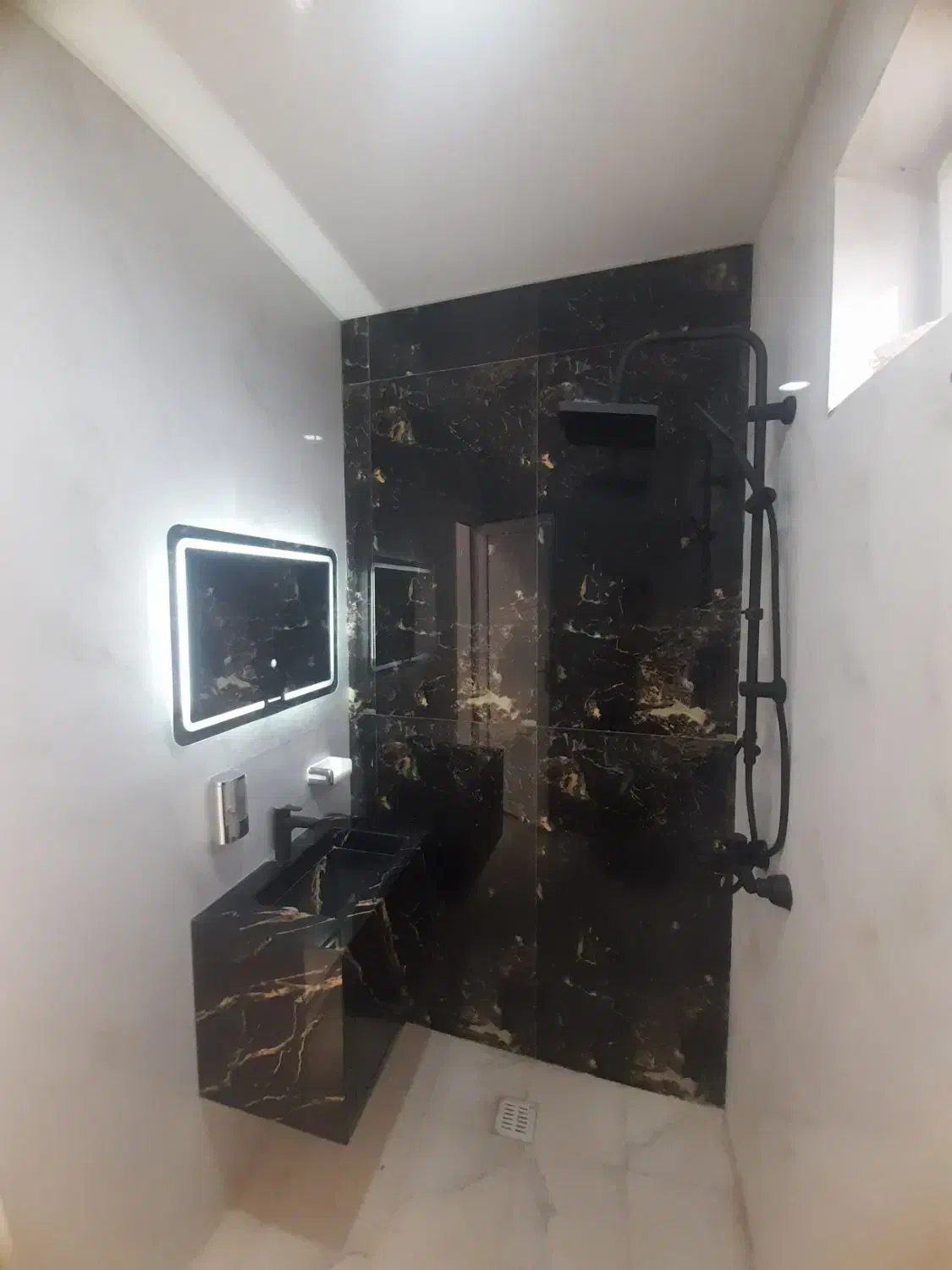 برقکاری و لوله کشی اب و فاضلاب ساختمان|خدمات پیشه و مهارت|بوشهر, |دیوار