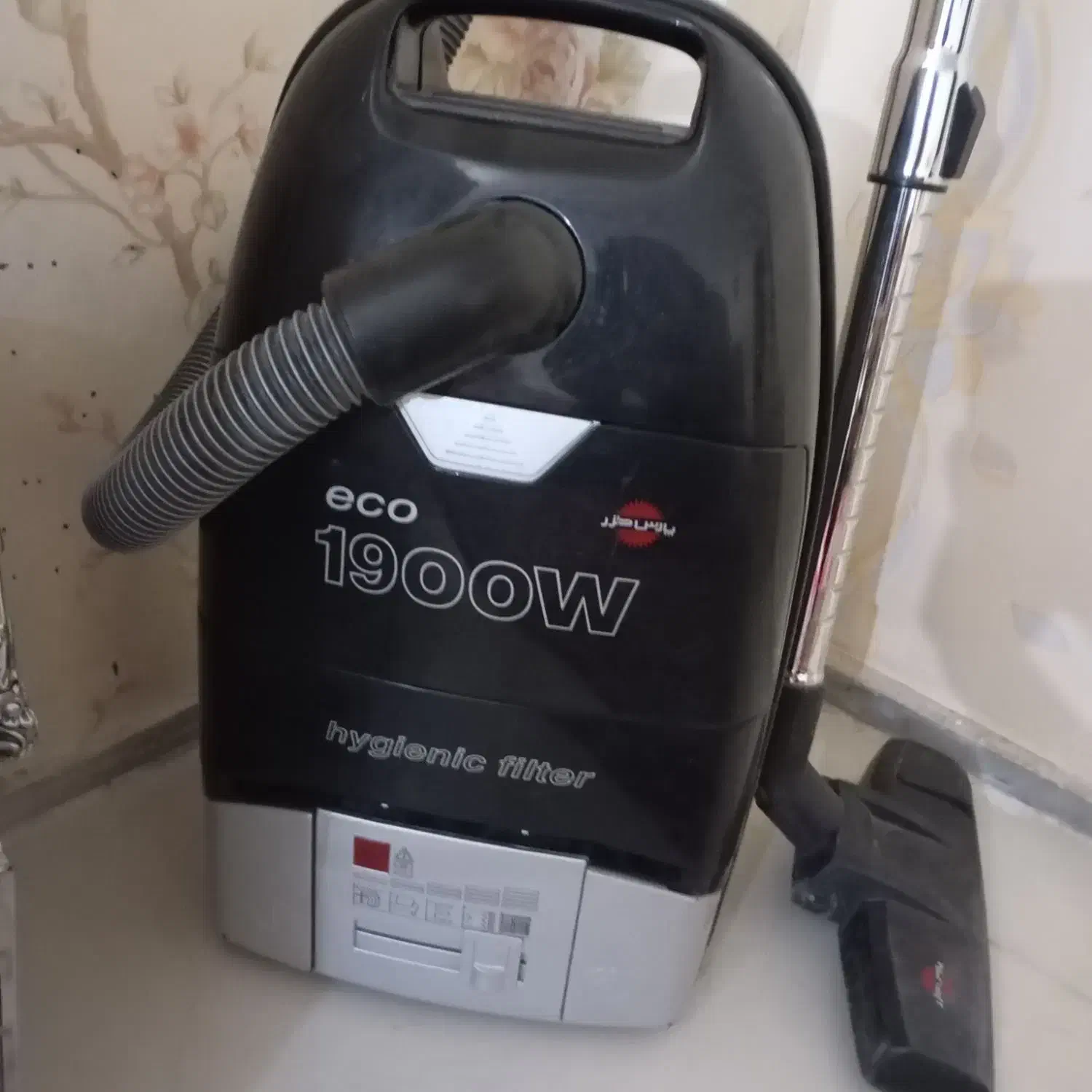 جاروبرقی|جاروبرقی، جارو شارژی، بخارشو|شیروان (خراسان), |دیوار