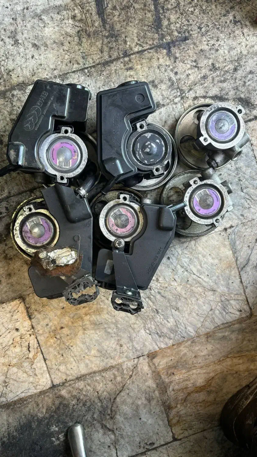 پمپ هیدرولیک جعبه فرمان 206|قطعات یدکی و لوازم جانبی|تهران, شوش|دیوار