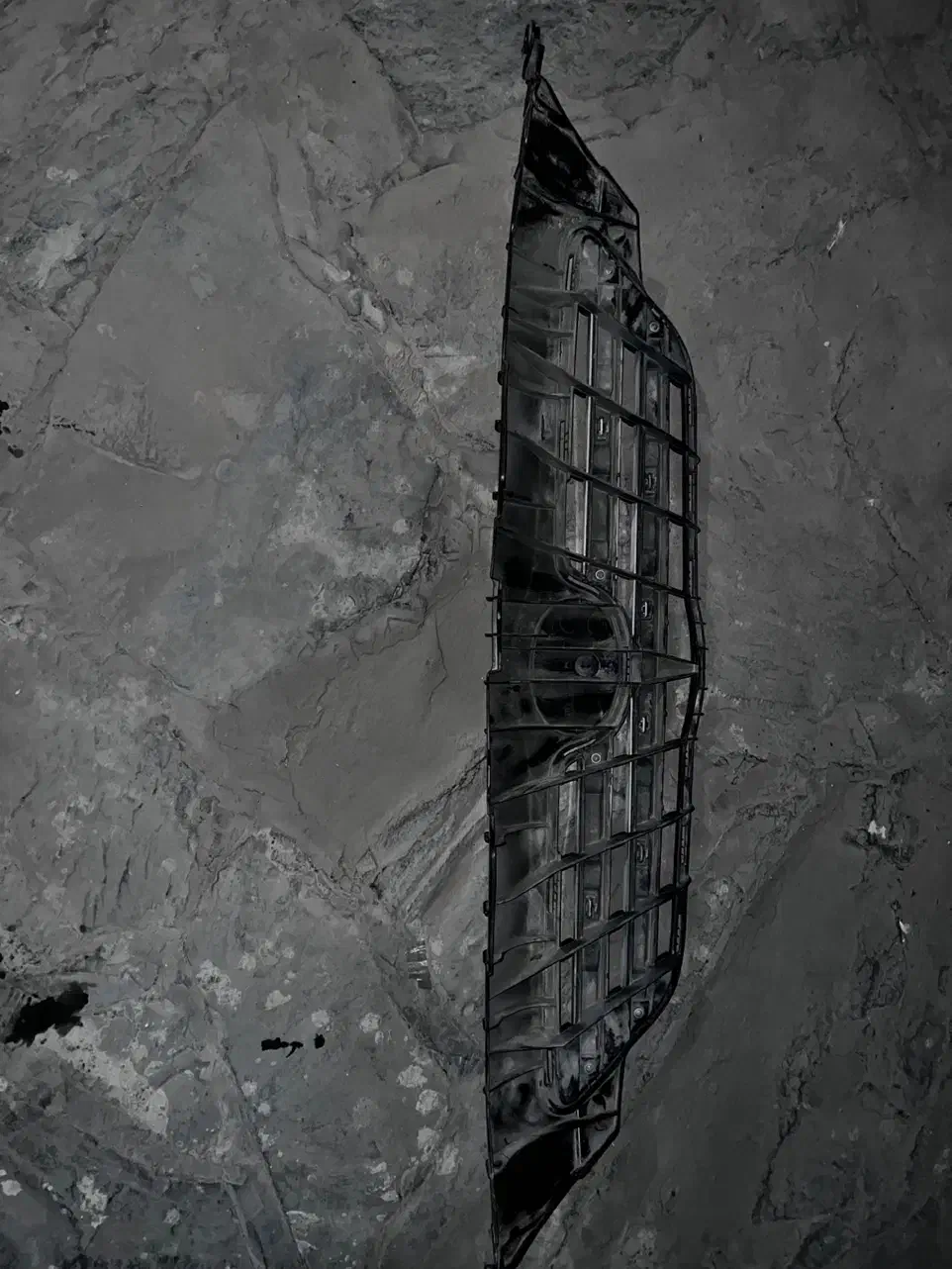 جلوپنجره فابریکی کرولا ۲۰۰۸ و ۲۰۰۹|قطعات یدکی و لوازم جانبی|تهران, فردوس|دیوار