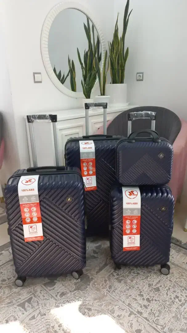 چمدون قیمت تولیدی|کیف، کفش، کمربند|تهران, حسینآباد|دیوار