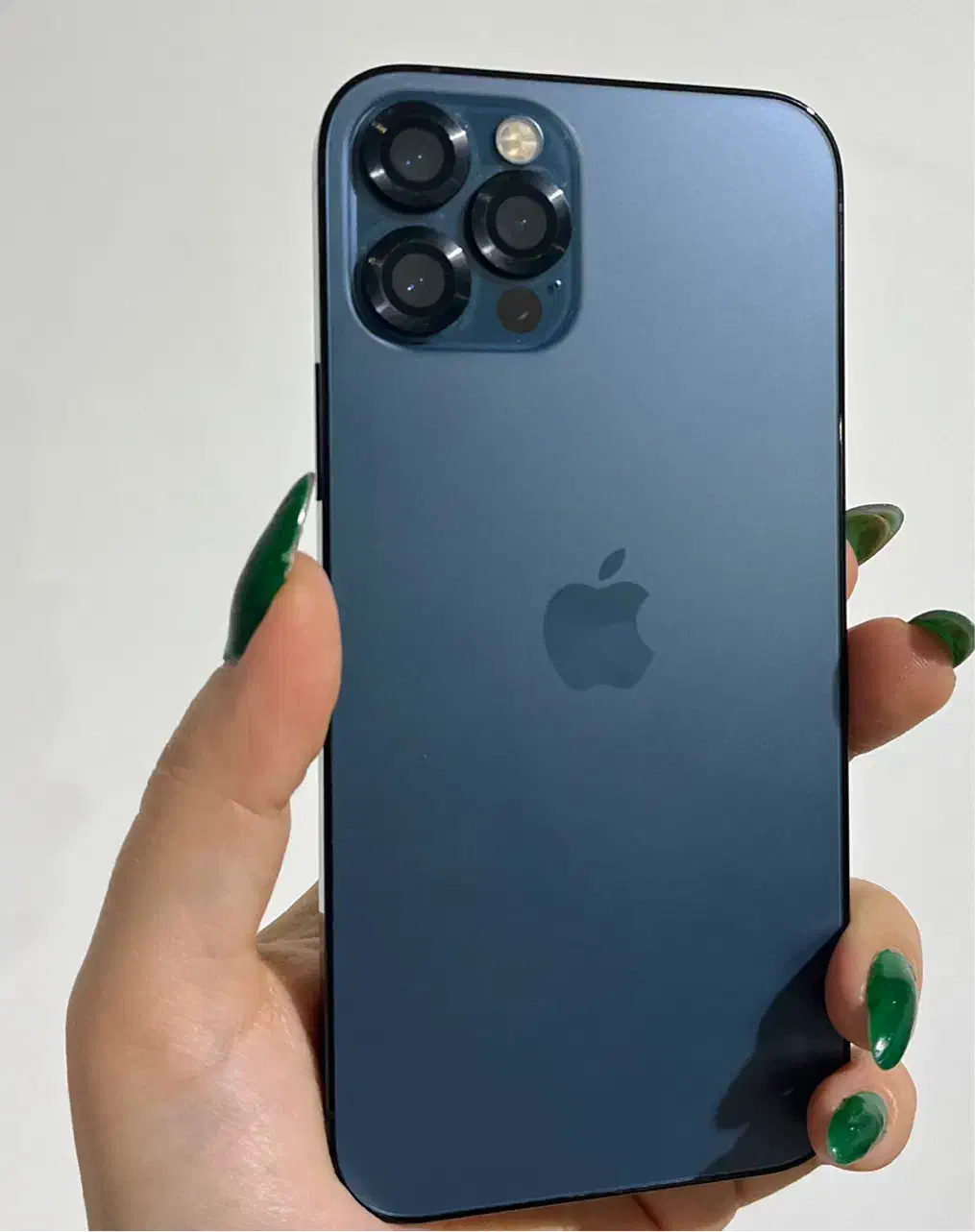 ایفون 12پرو|موبایل|شیراز, محراب|دیوار