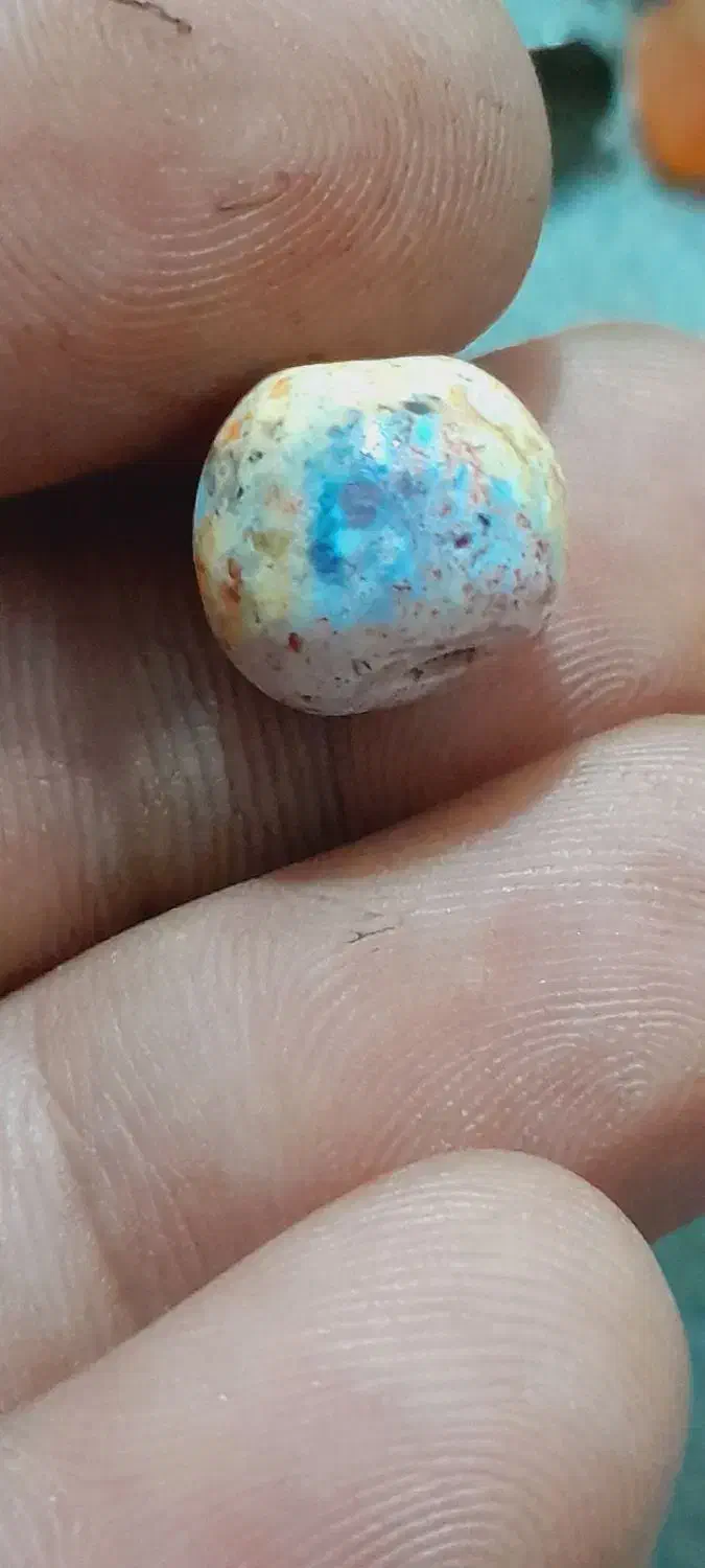 مهره هف رنگ پاتین کهنه|کلکسیون اشیاء عتیقه|گنبد کاووس, |دیوار