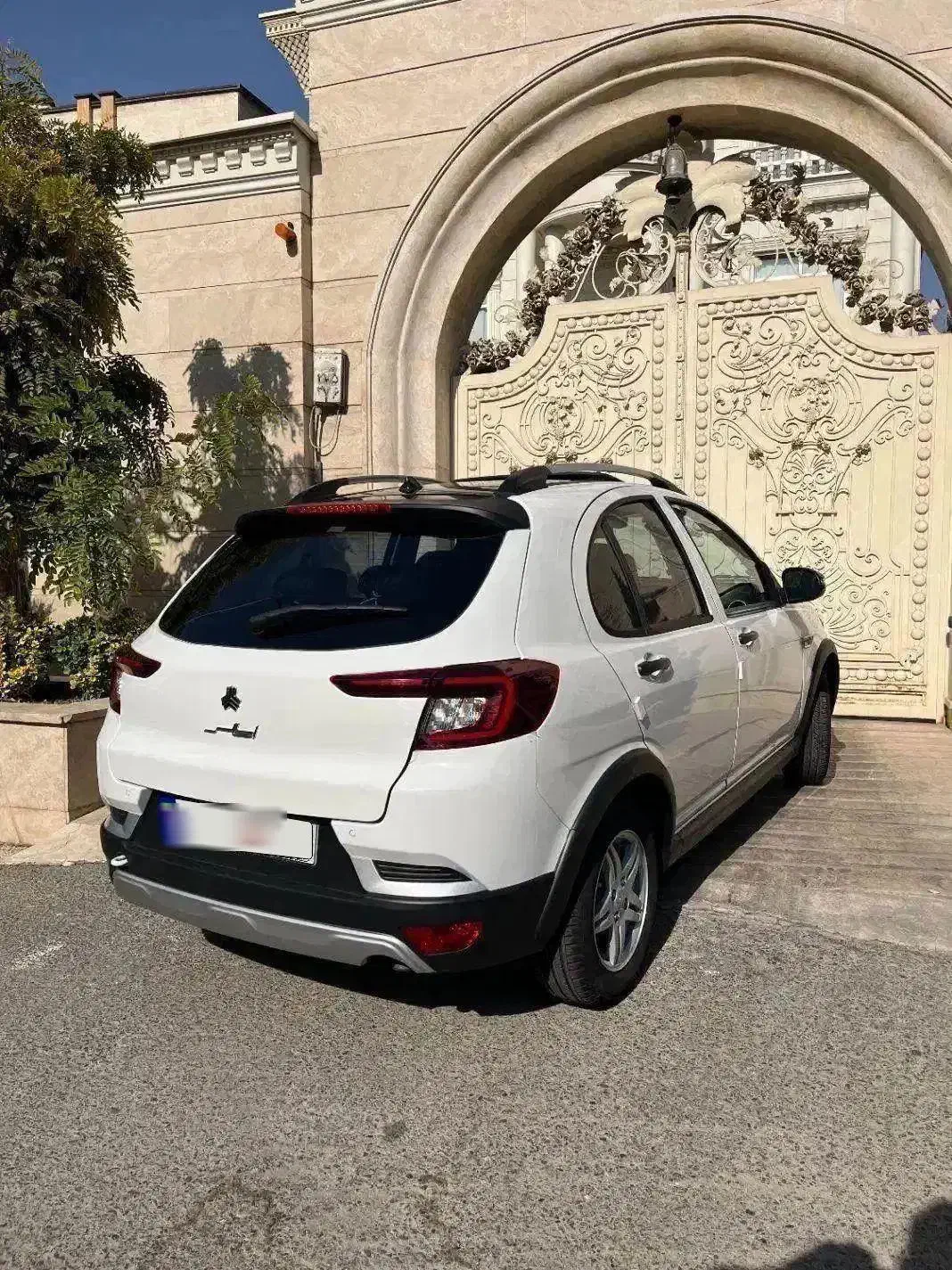 اطلس 1404G( سانروف دار) استاندارد ۸۵ گانه|خودرو سواری و وانت|تهران, مرزداران|دیوار