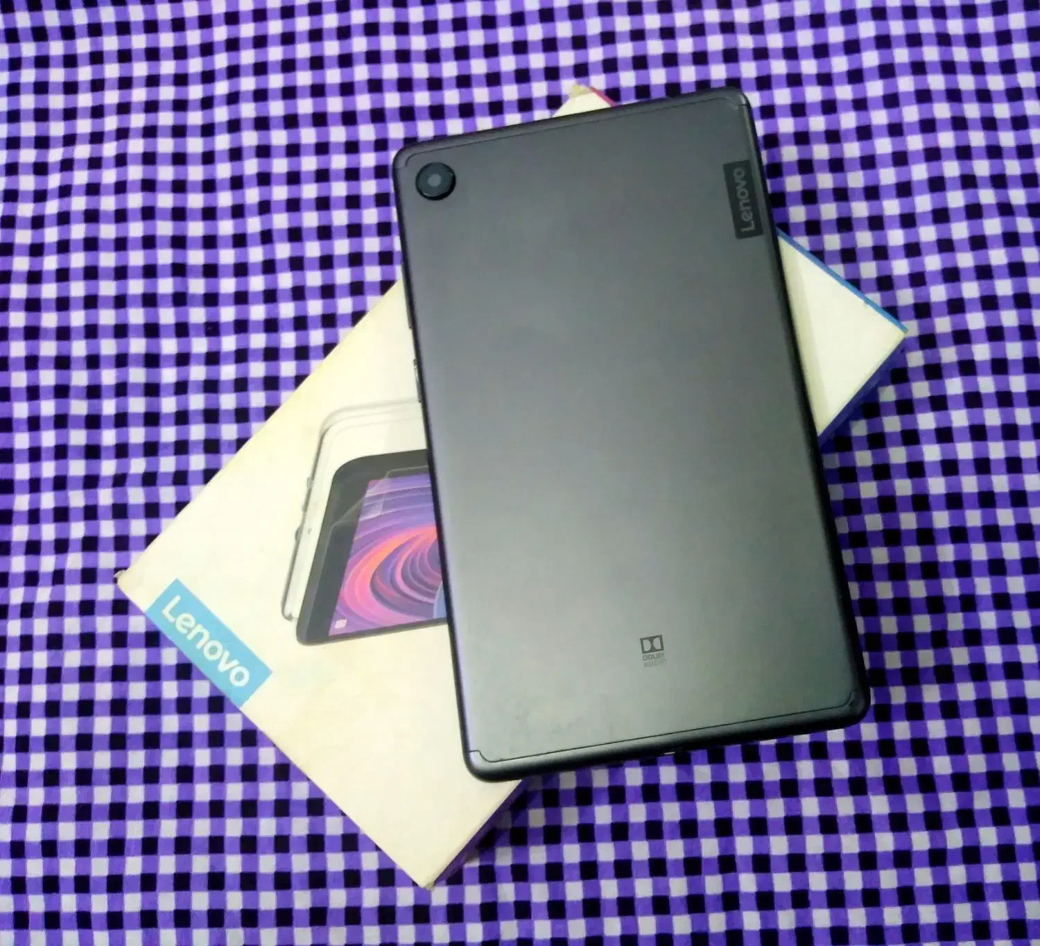 تبلت لنوو M7|تبلت|نیشابور, گنبد سبز|دیوار