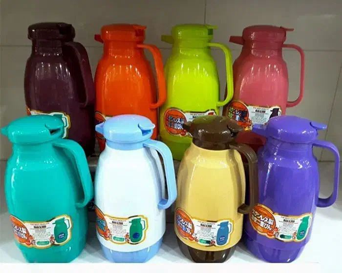 حراجی فلاسک های یک ونیم لیتری|ظروف نگهدارنده، پلاستیکی، یک‌بارمصرف|تبریز, |دیوار