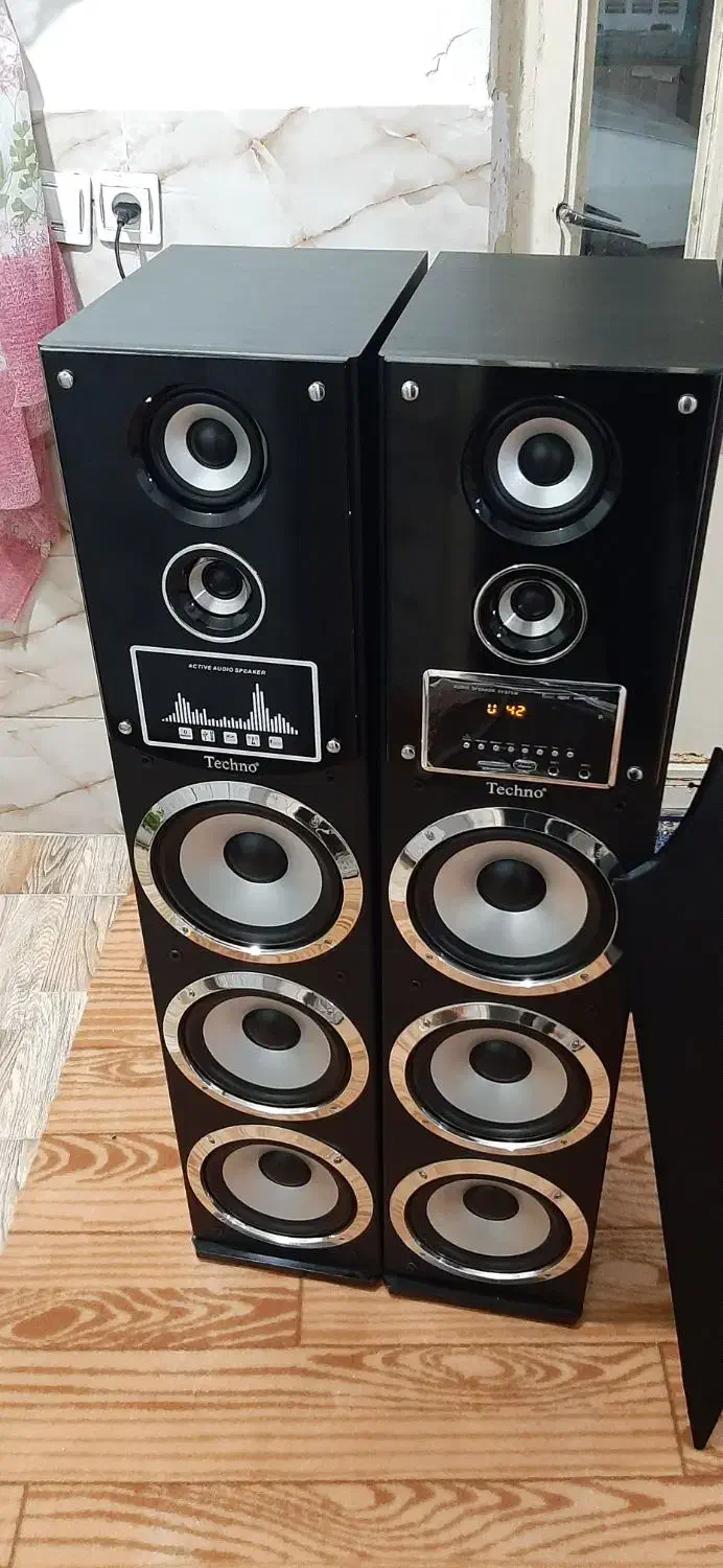 یک جفت باندtechnoدرحد۶ساب سالم بدونه خط خش|سیستم صوتی خانگی|ماهدشت, |دیوار