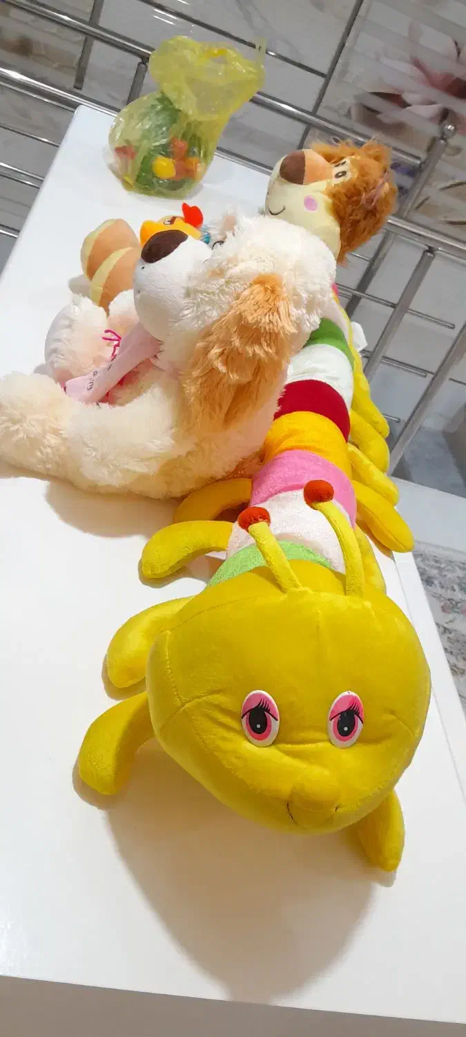 تعدادی عروسک نو خارجی جنس اصل وباکیفیت|اسباببازی بچه|بروجرد, |دیوار