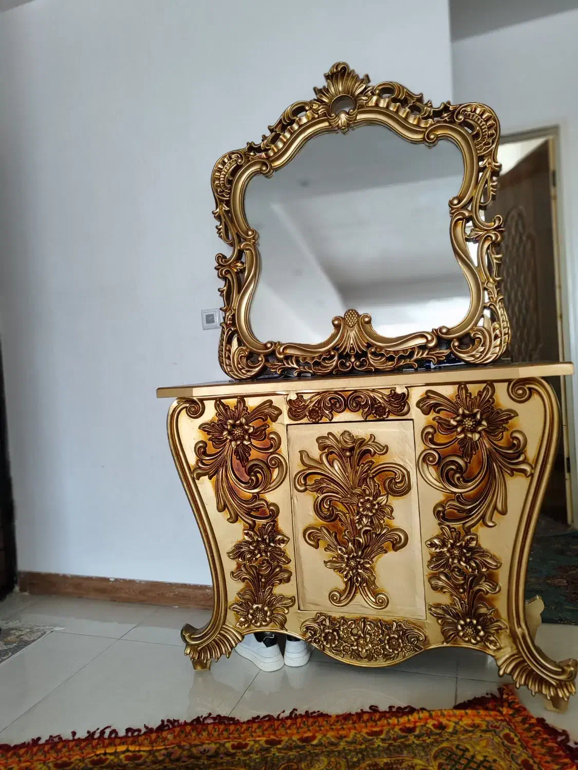 آینه کنسول|بوفه، ویترین، کنسول|مشکین‌دشت, |دیوار