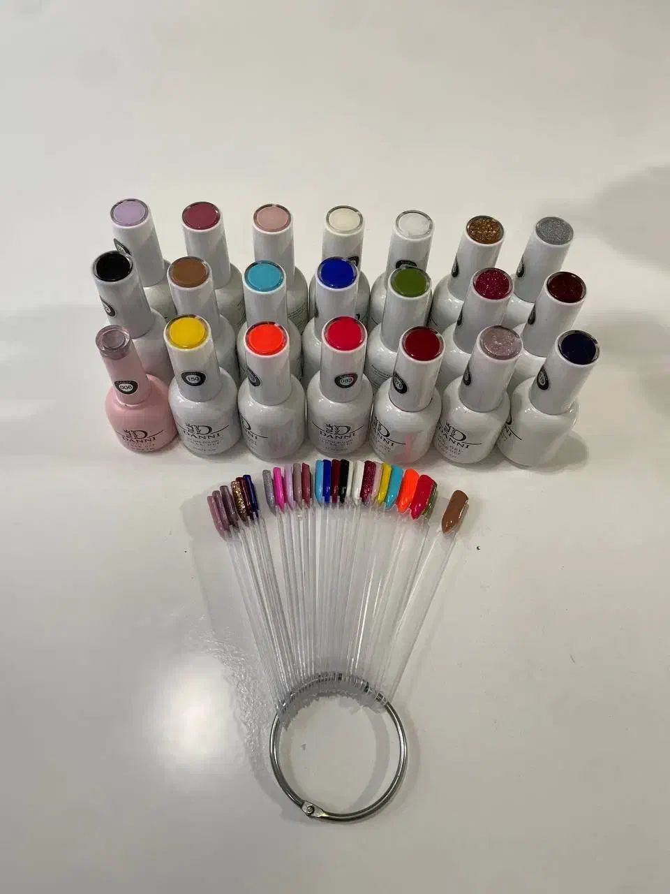 لوازم کاشت ناخن|آرایشی، بهداشتی، درمانی|رشت, دباغیان|دیوار