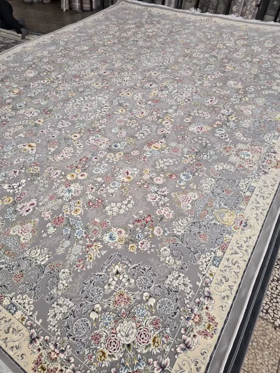 ۱۲۰۰ شانه تخفیفی زیر قیمت همه جای ایران|فرش|مسجد سلیمان, |دیوار