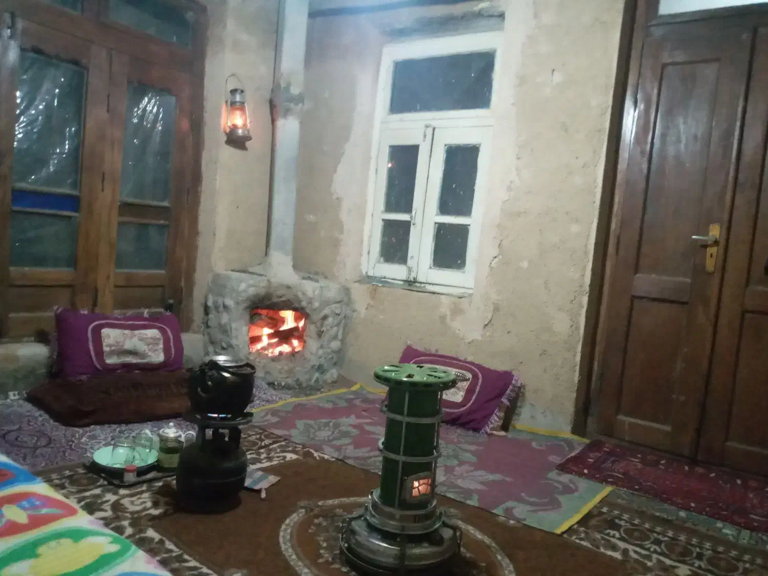 اجاره کلبه سنتی نزدیک دریاچه|اجارهٔ کوتاهمدت ویلا و باغ|فولادشهر, زاینده رود|دیوار