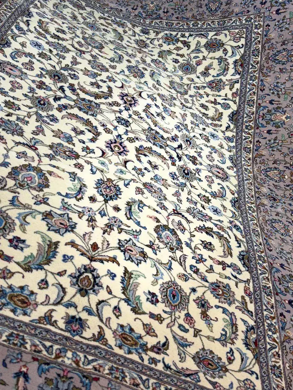 جفت۹متری افشان اردکان اعلا(حراج پاییزی فرش خیام)|فرش|کرج, کوی امامیه|دیوار
