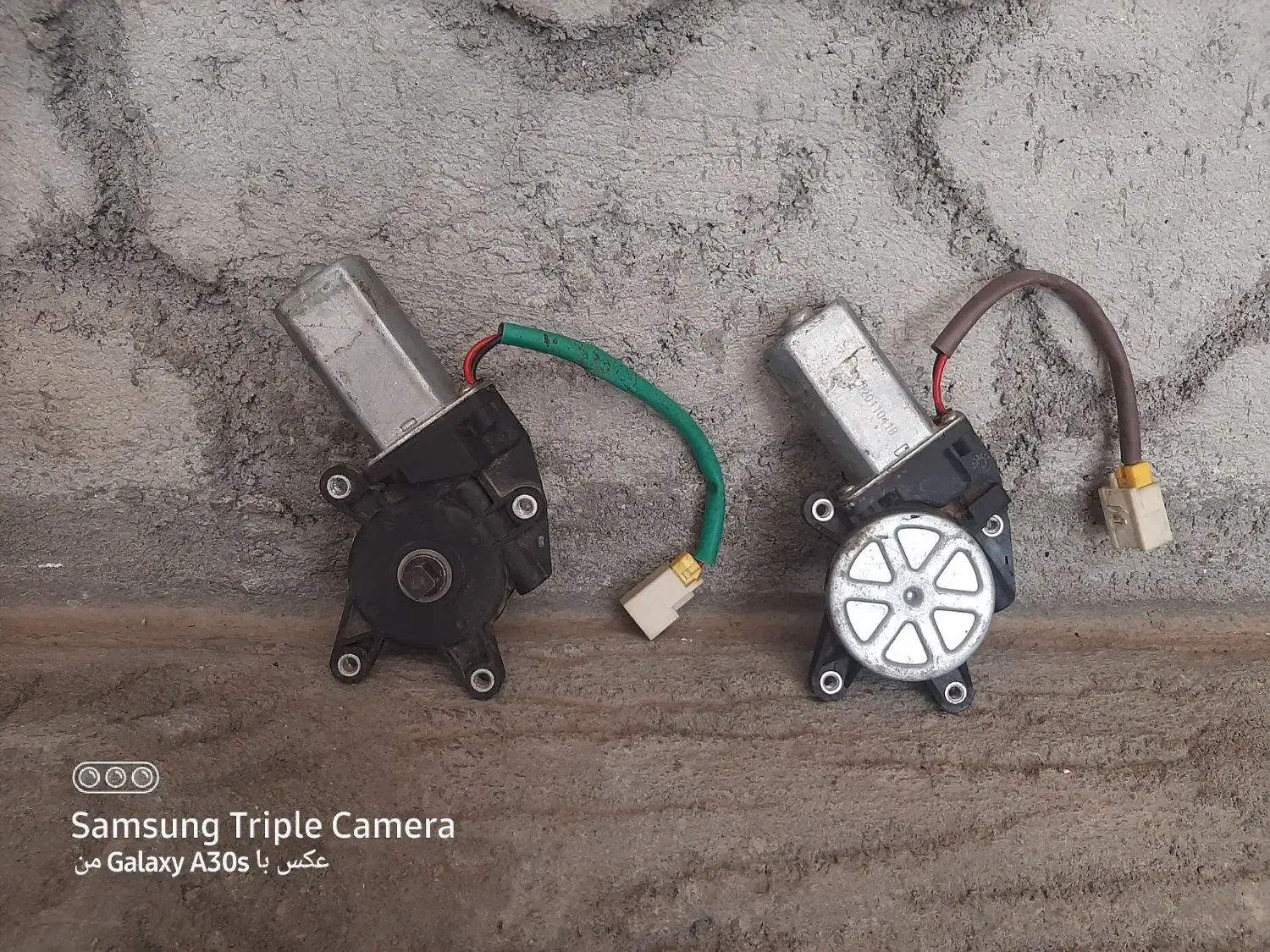 چند قطعه لوازم کامیون البرز .دنگ فنگ . خودرو|قطعات یدکی و لوازم جانبی|بیستون, |دیوار