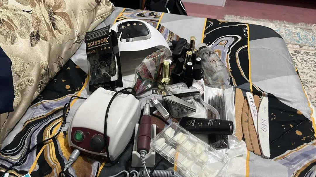 وسایل ناخن|آرایشی، بهداشتی، درمانی|گلوگاه, |دیوار