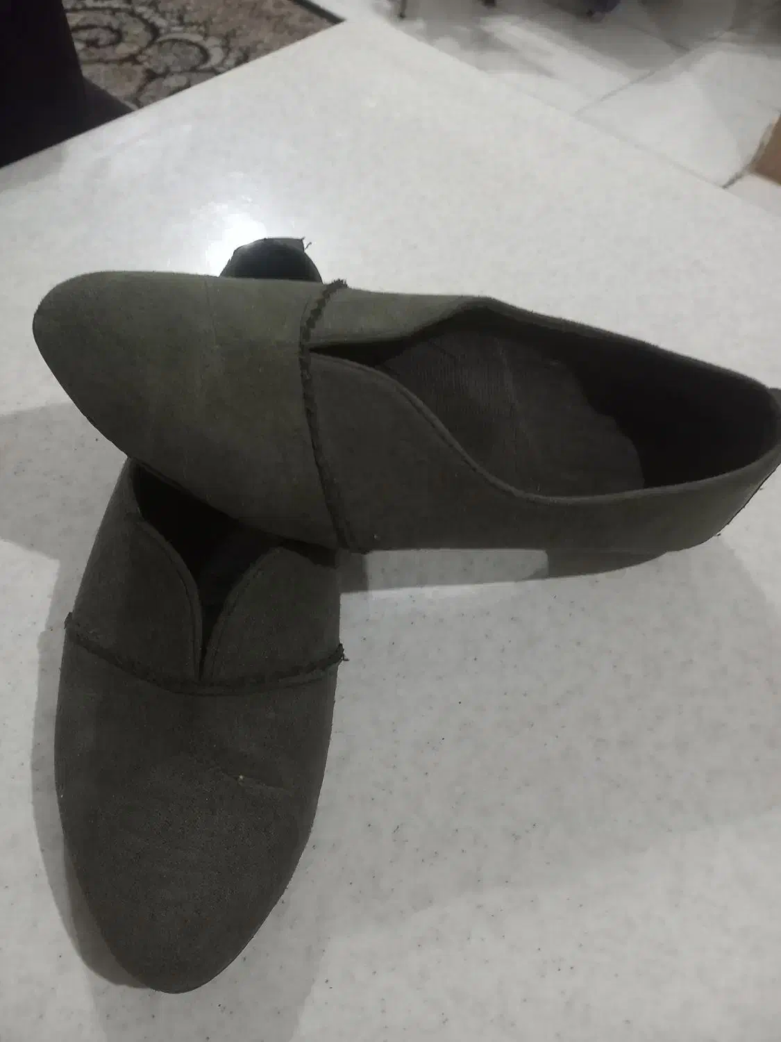 کفش|کیف، کفش، کمربند|رشت, لاکان|دیوار